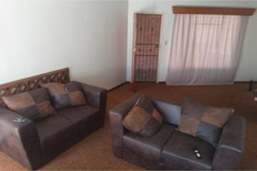 2 Bedroom Property for Sale in Flamwood North West